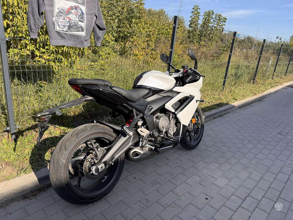 Triumph Daytona 660cc, superbikes