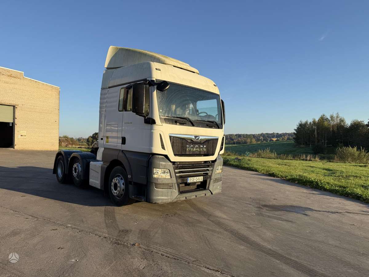 MAN TGX 26.470, double sleeper