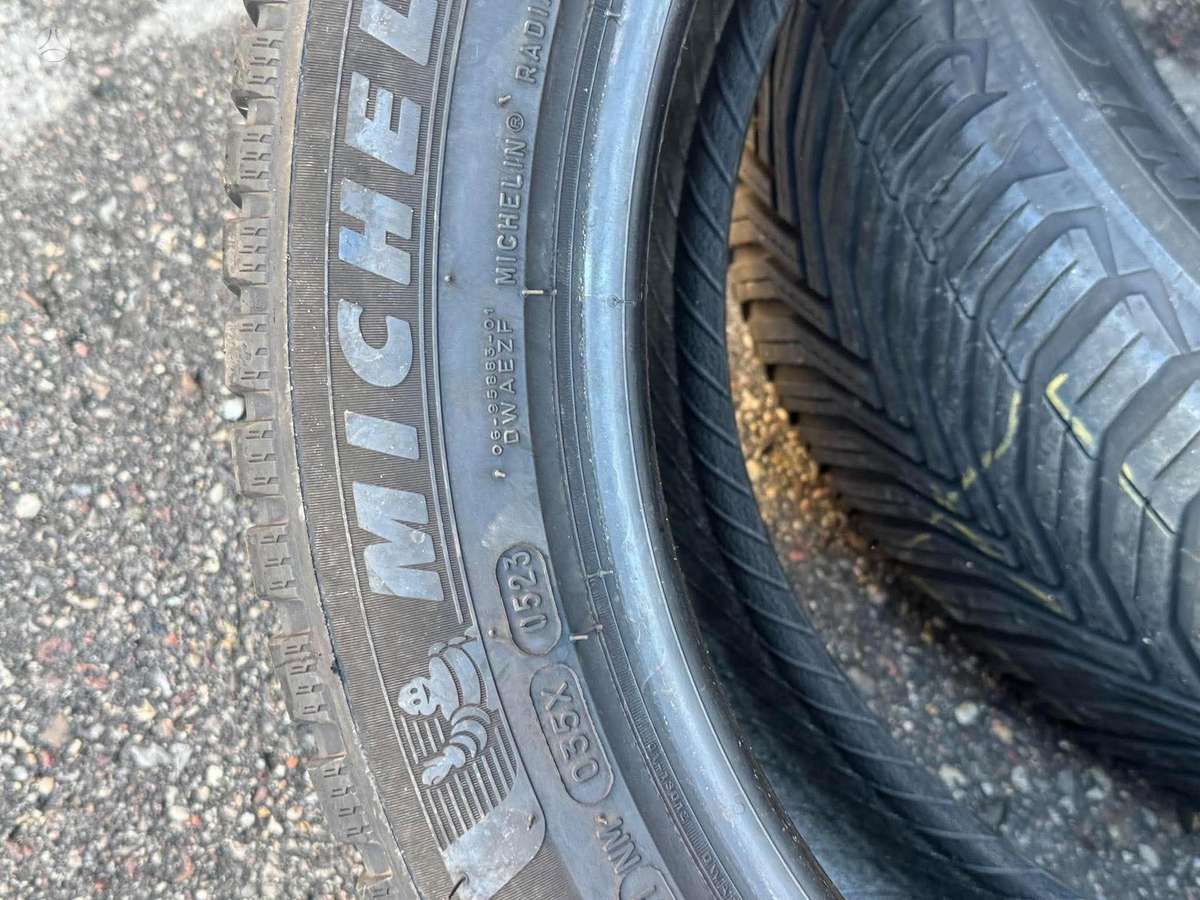Michelin CROSSCLIMATE 2 XL, universalios 235/50 R19