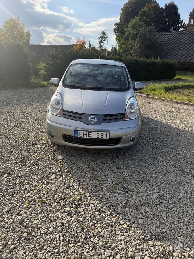 Nissan Note, 1.4 l., Минивэн