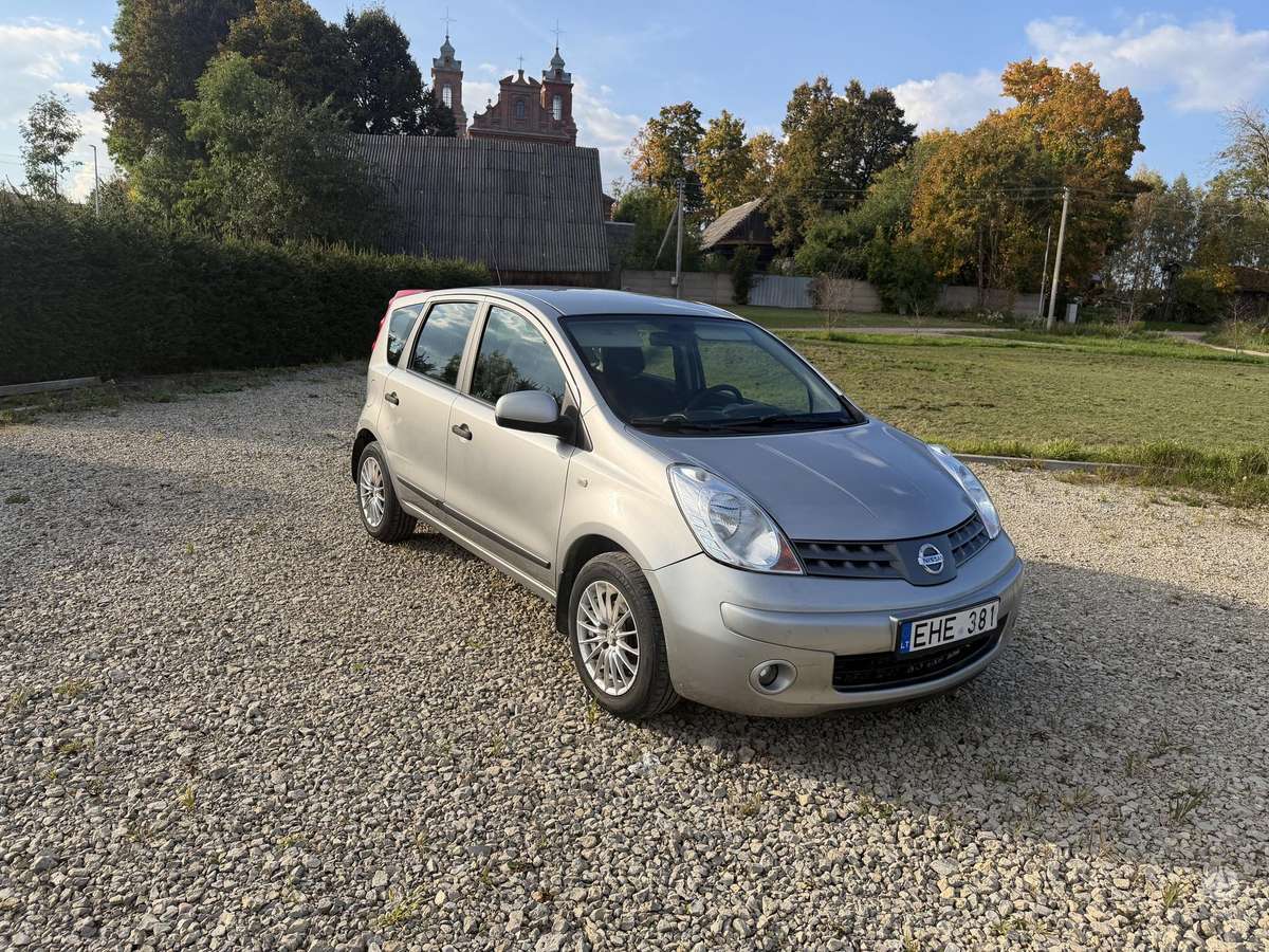 Nissan Note, 1.4 l., Минивэн