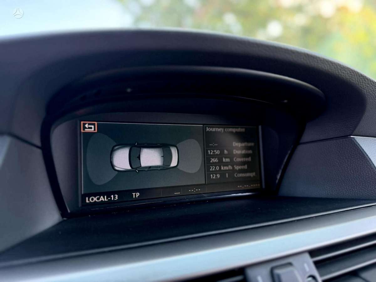 BMW 525, 2.5 l., Седан