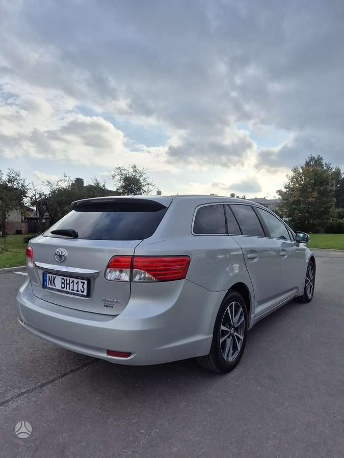 Toyota Avensis, 2.2 l., Универсал