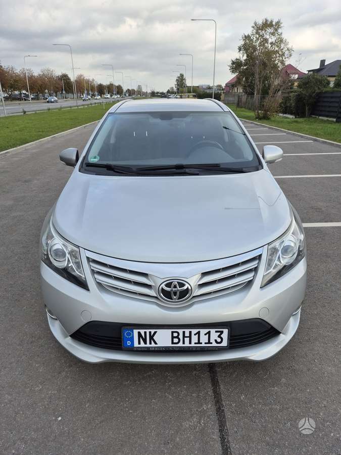 Toyota Avensis, 2.2 l., Универсал
