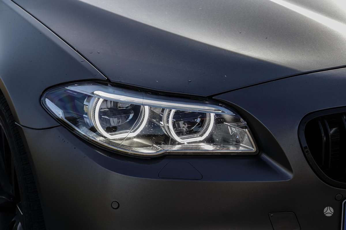 BMW 535, 3.0 l., Седан
