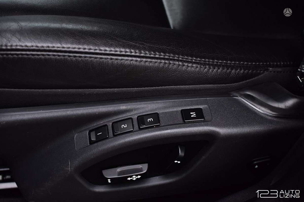 Volvo XC60, 2.0 l., Внедорожник / Кроссовер