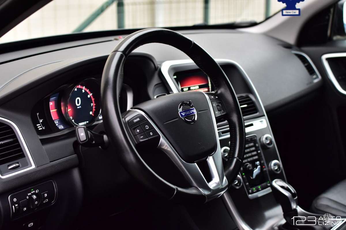 Volvo XC60, 2.0 l., Внедорожник / Кроссовер