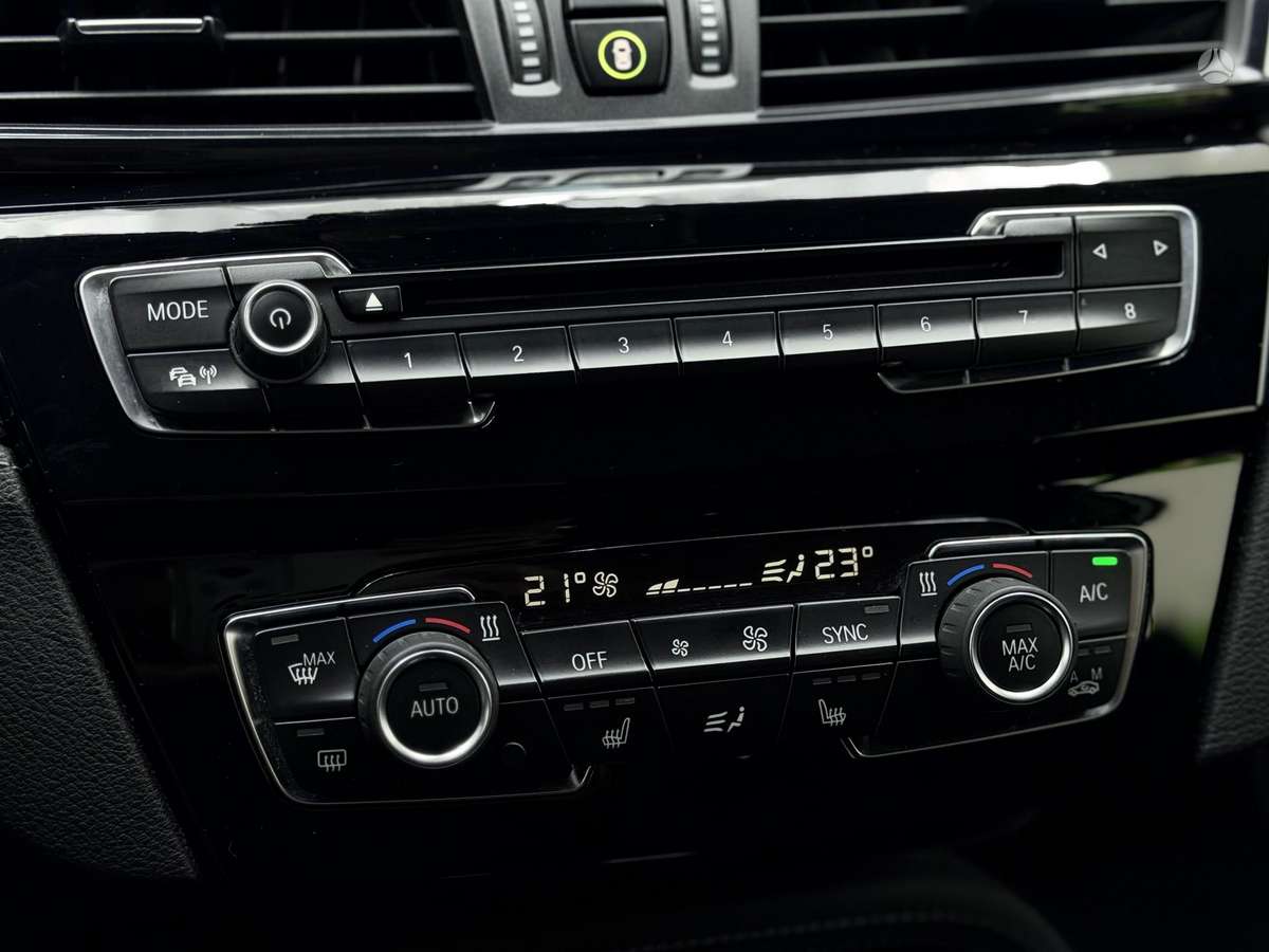 BMW X2, 2.0 l., Внедорожник / Кроссовер