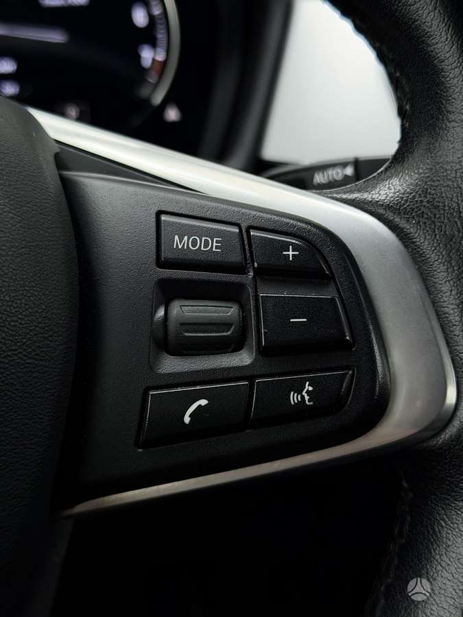 BMW X2, 2.0 l., off-road / crossover