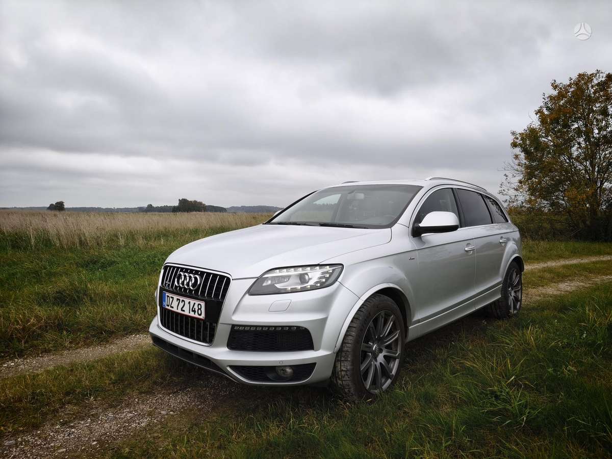 Audi Q7, 3.0 l., off-road / crossover