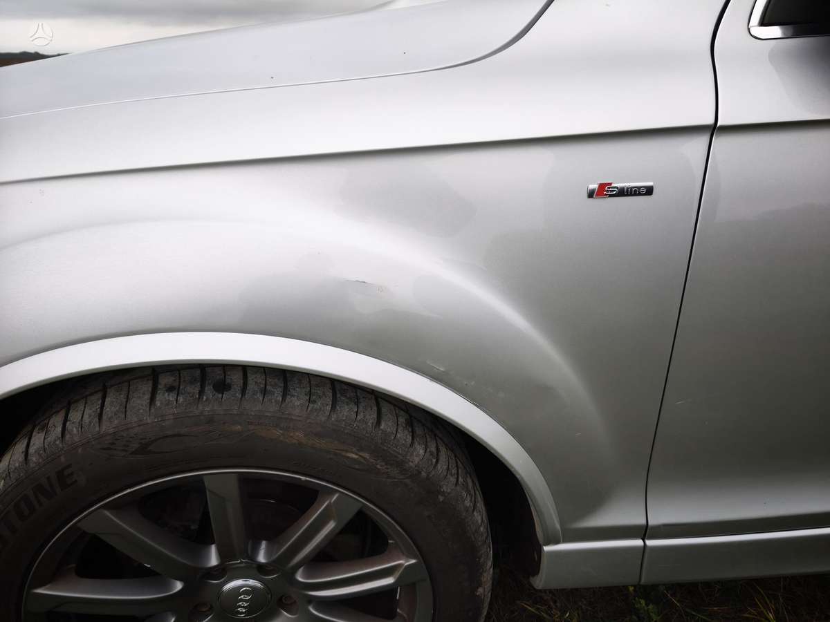 Audi Q7, 3.0 l., off-road / crossover