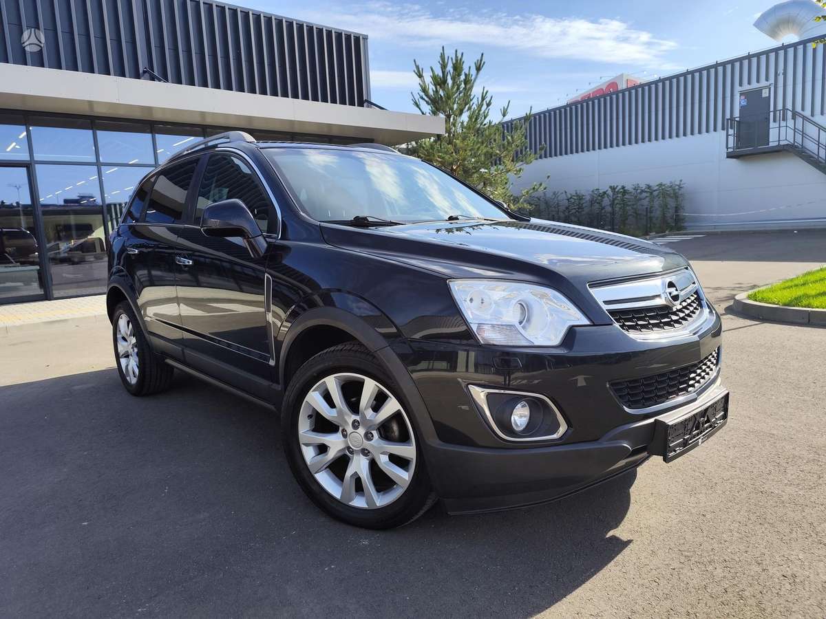 Opel Antara 2012 — interior