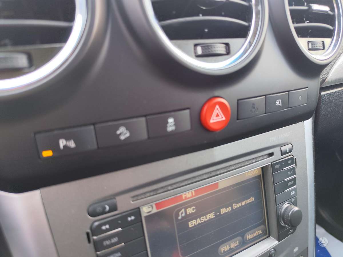 Opel Antara 2012 — photo 13