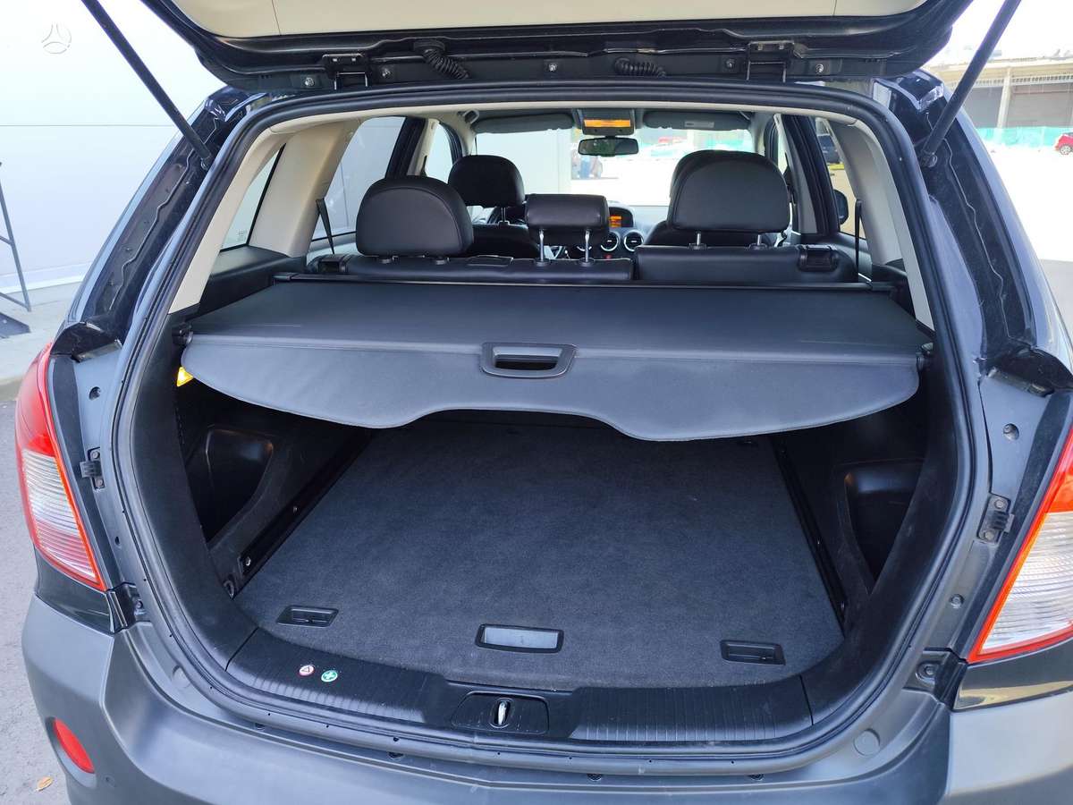 Opel Antara, 2.2 l., Внедорожник / Кроссовер