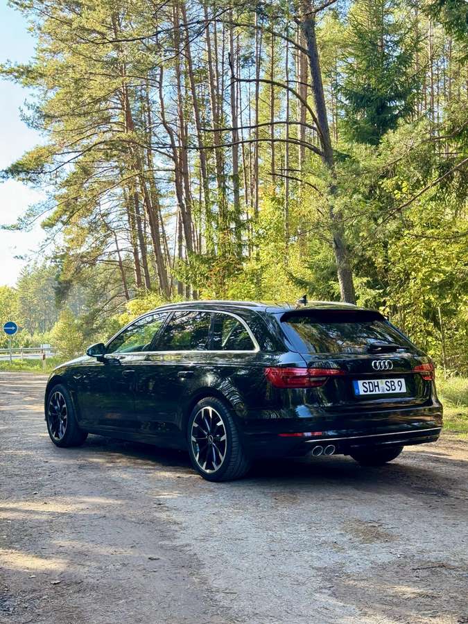Audi A4, 2.0 l., Универсал