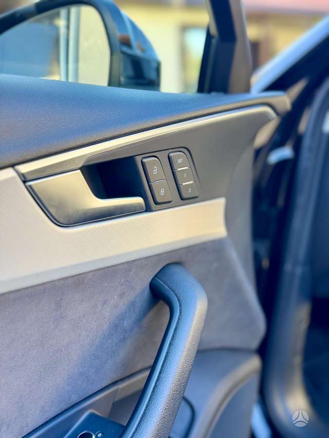 Audi A4, 2.0 l., Универсал