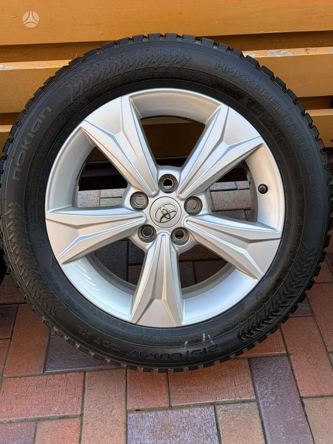 Toyota Chr, light alloy, R17