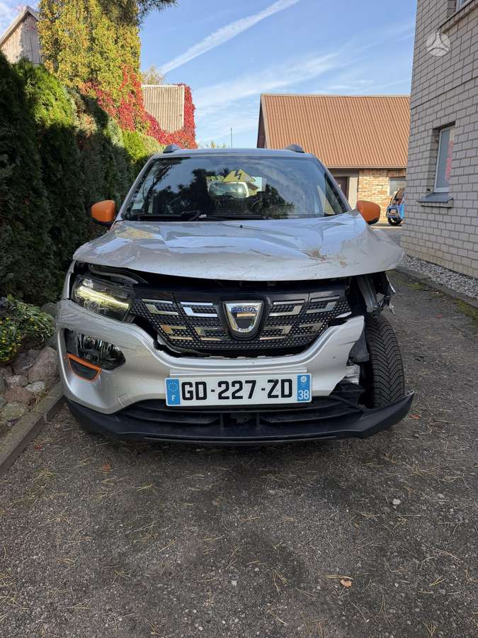Dacia Spring, 27 kWh, hečbekas