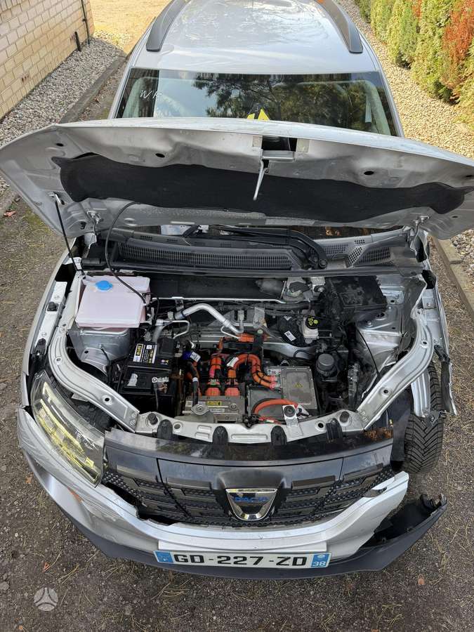 Dacia Spring, 27 kWh, hečbekas