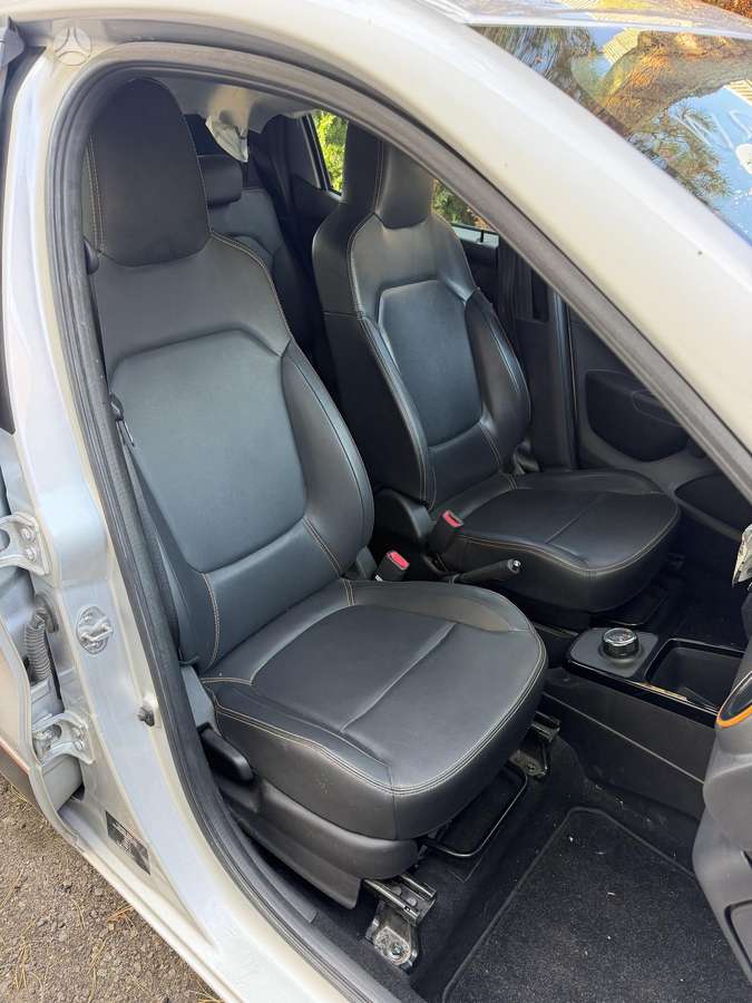 Dacia Spring, 27 kWh, hečbekas