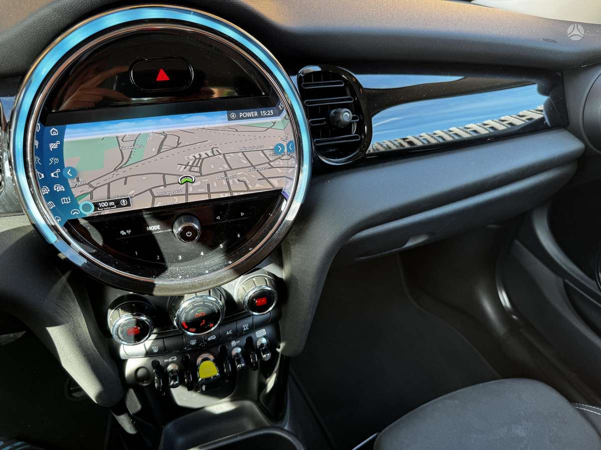 Mini Cooper SE, 34 kWh, hatchback