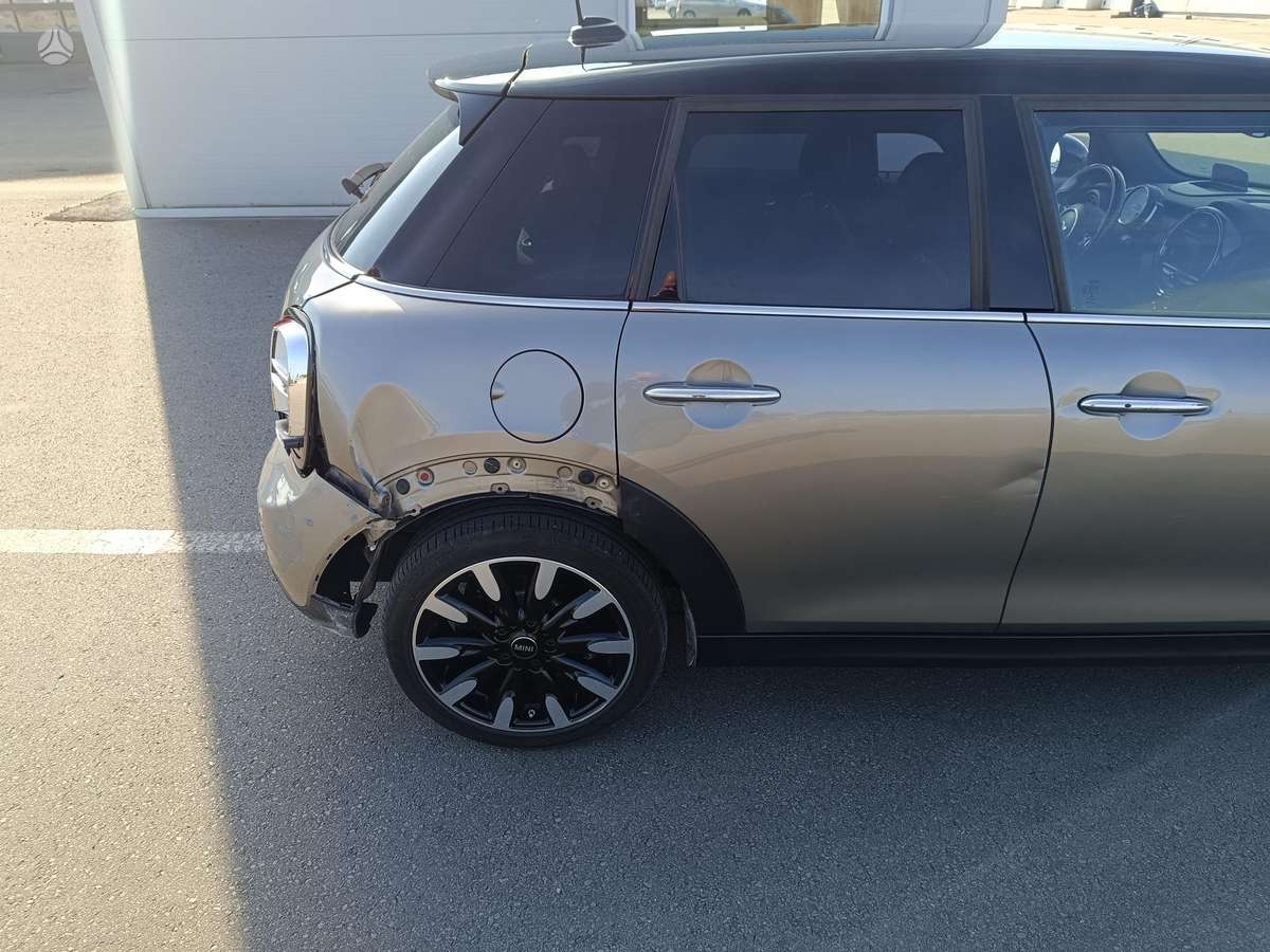 Mini Cooper, 1.5 l., Хэтчбек