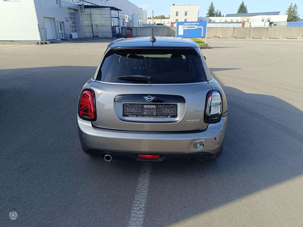 Mini Cooper, 1.5 l., Хэтчбек