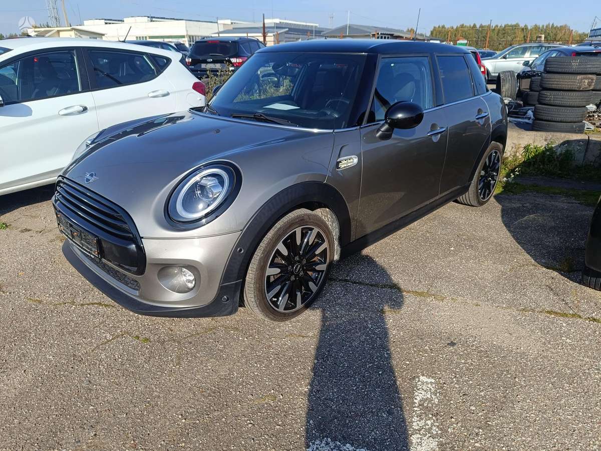 Mini Cooper, 1.5 l., Хэтчбек