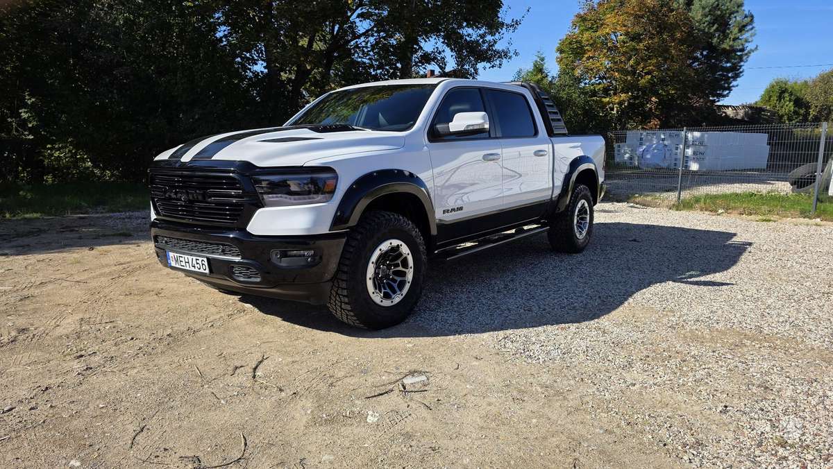 RAM 1500, 5.7 l., Пикап