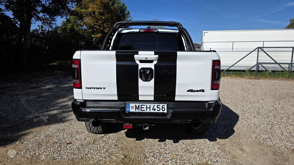 RAM 1500, 5.7 l., Пикап