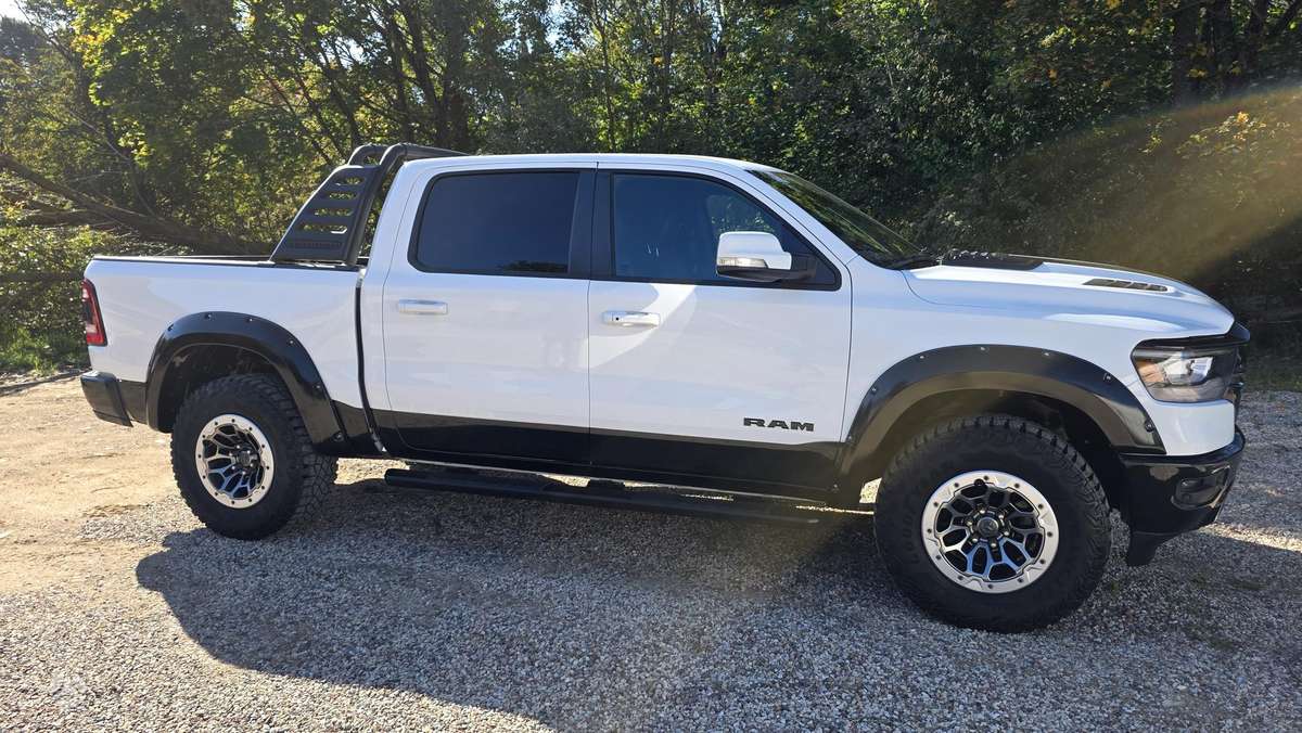 RAM 1500, 5.7 l., Пикап