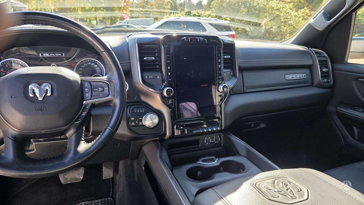 RAM 1500, 5.7 l., Пикап