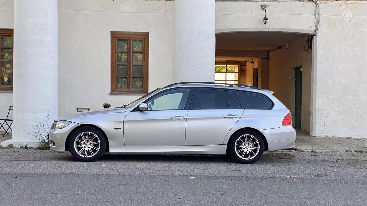 BMW 320, 2.0 l., universalas