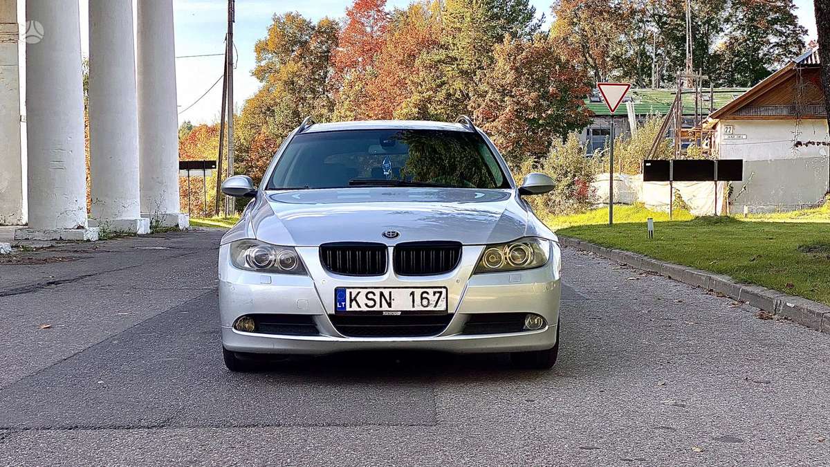 BMW 320, 2.0 l., wagon