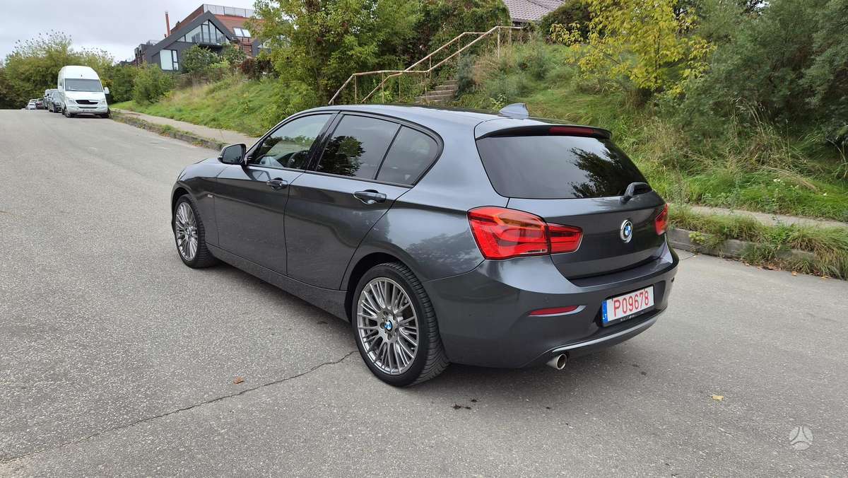BMW 118, 2.0 l., Хэтчбек
