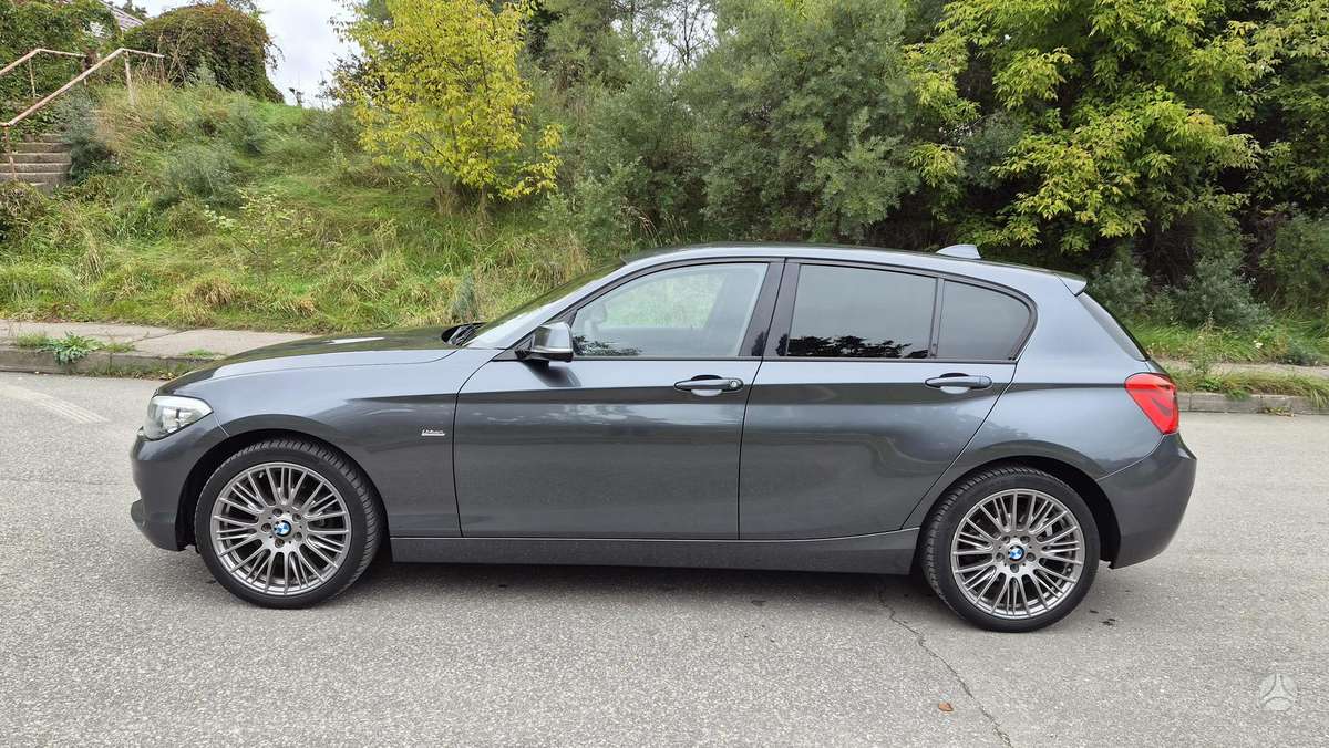 BMW 118, 2.0 l., Хэтчбек