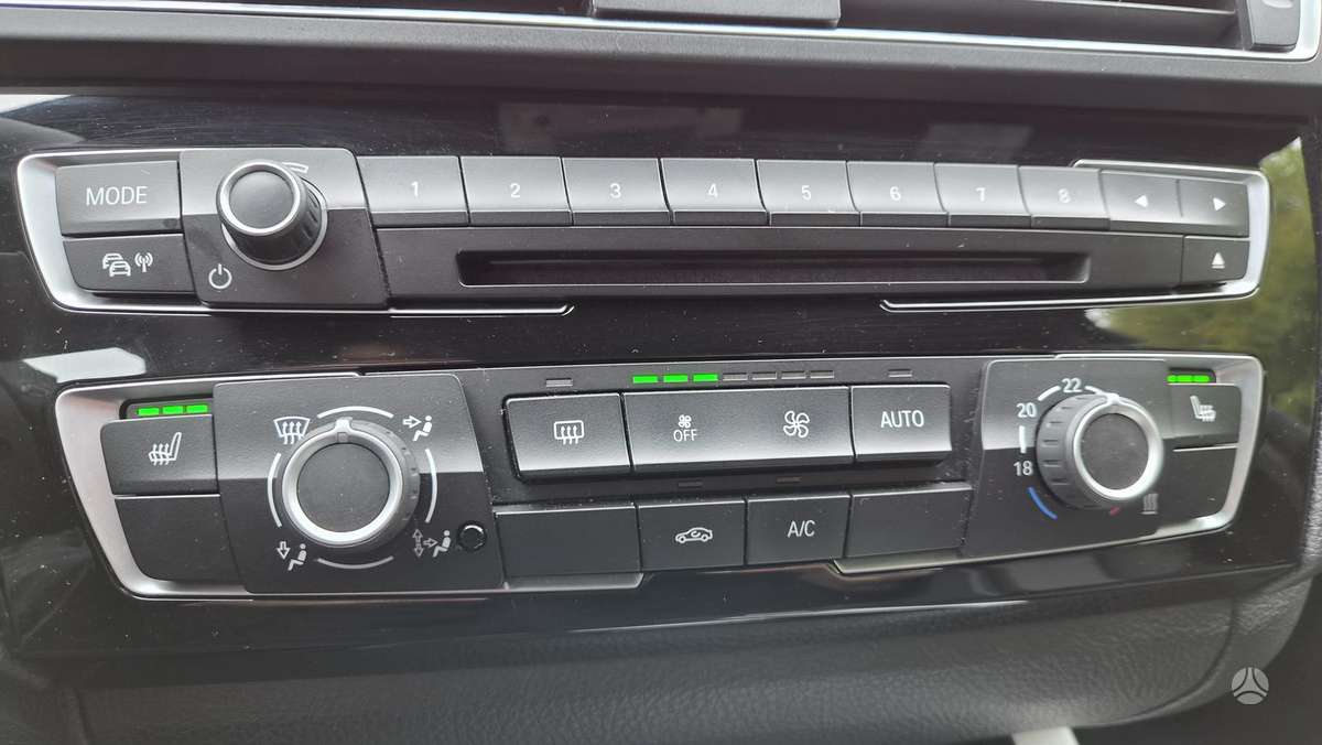 BMW 118, 2.0 l., Хэтчбек