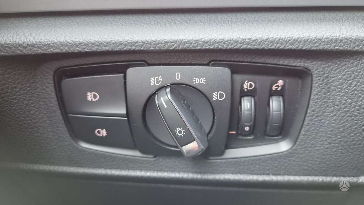 BMW 118, 2.0 l., hatchback
