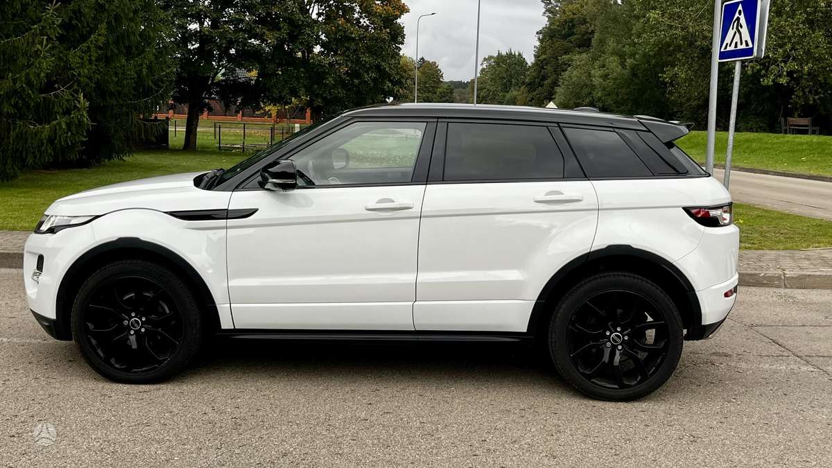 Land Rover Evoque, 2.2 l., off-road / crossover