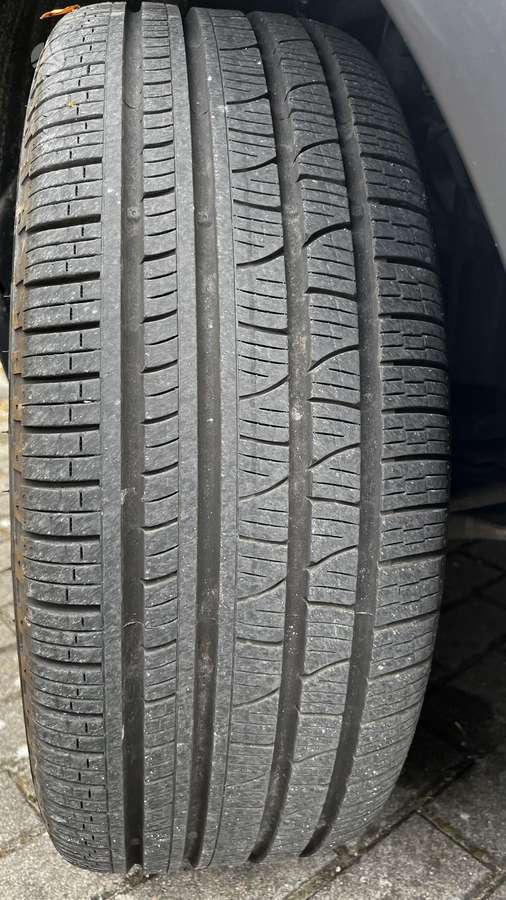 Land Rover Evoque, 2.2 l., Внедорожник / Кроссовер