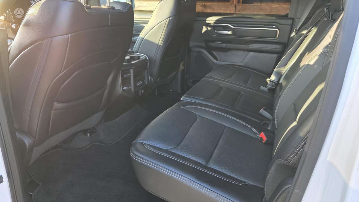 RAM 1500, 5.7 l., pick-up
