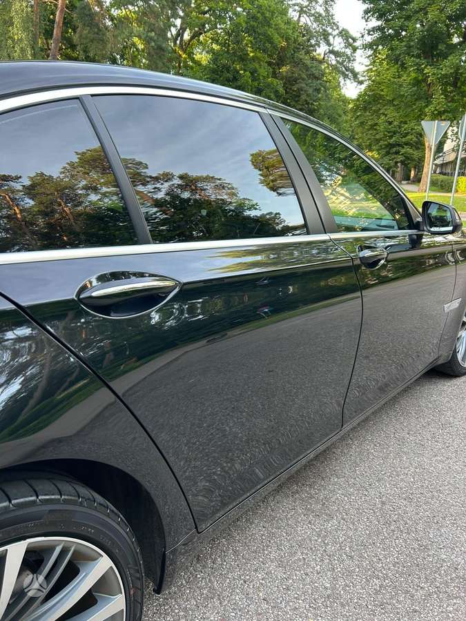BMW 740, 3.0 l., Седан