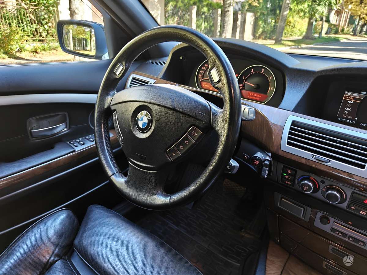 BMW 730, 3.0 l., Седан
