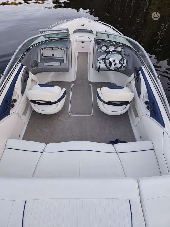 Monterey Monterey 194FS, яхты / катера