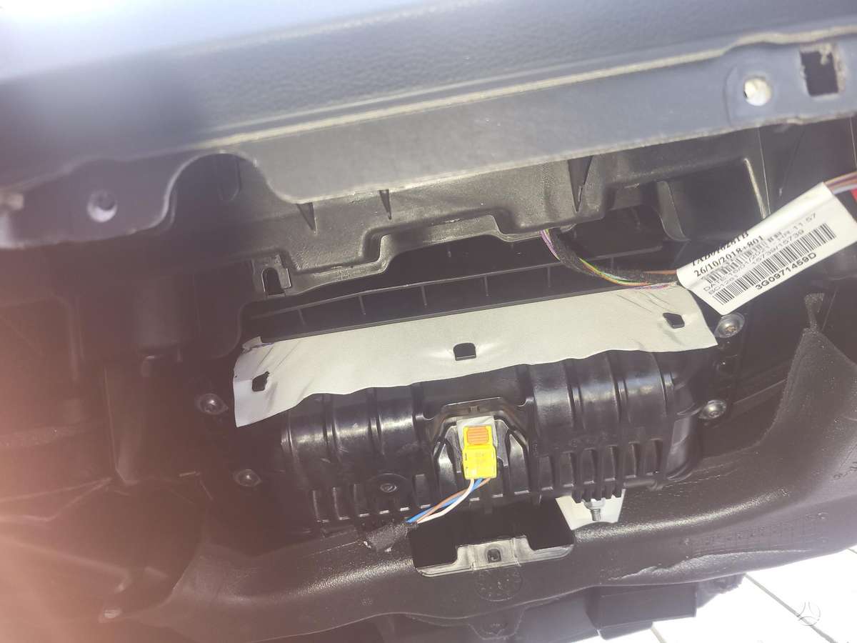 Volkswagen Passat, 3G1857995, dashboard