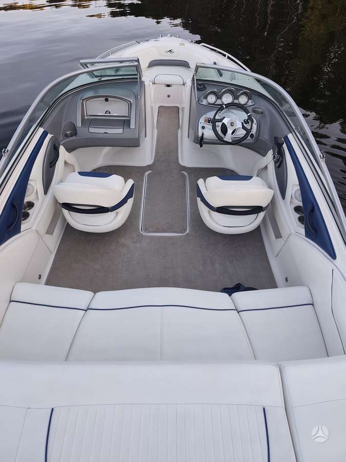 Monterey Monterey 194FS, яхты / катера
