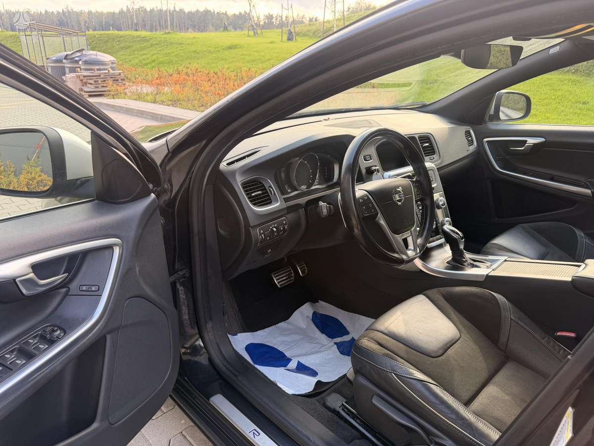 Volvo V60, 2.0 l., Универсал