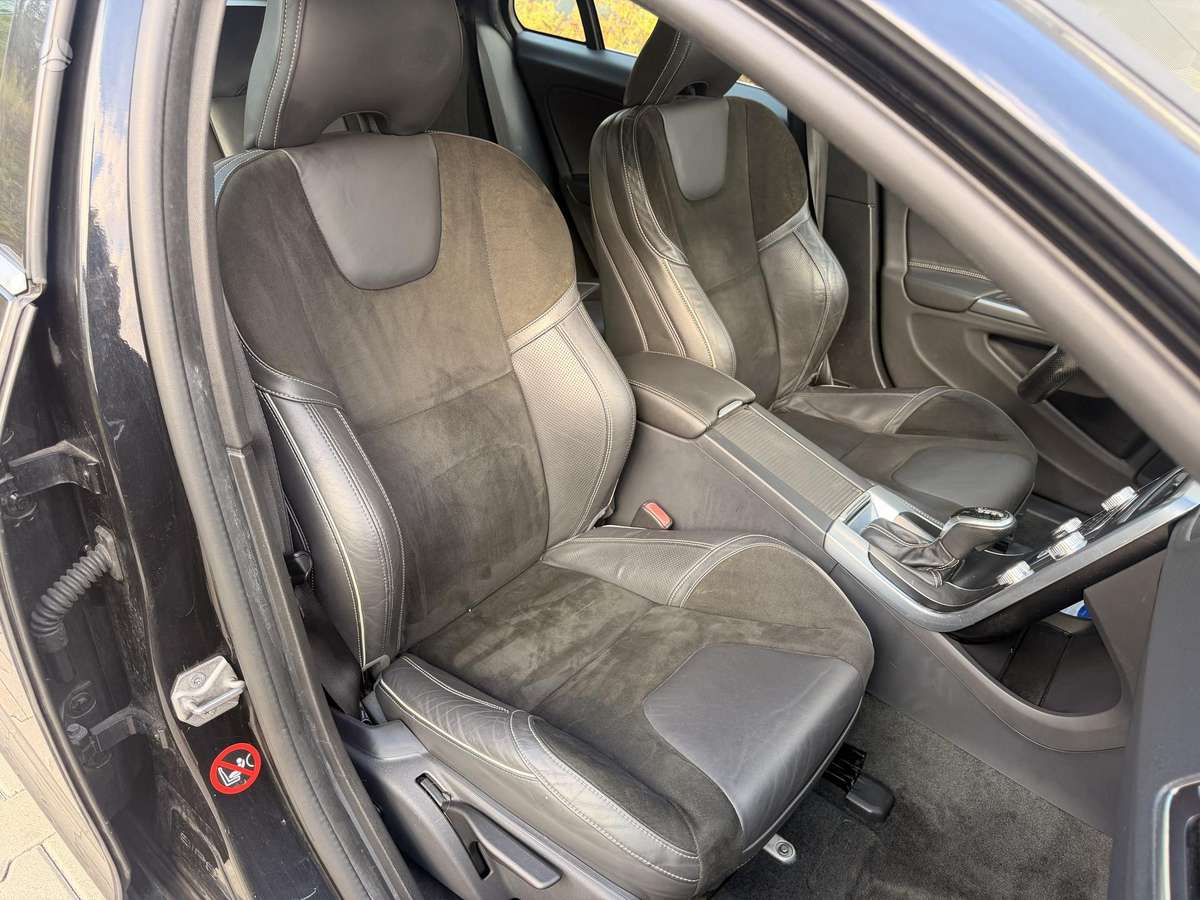 Volvo V60, 2.0 l., Универсал