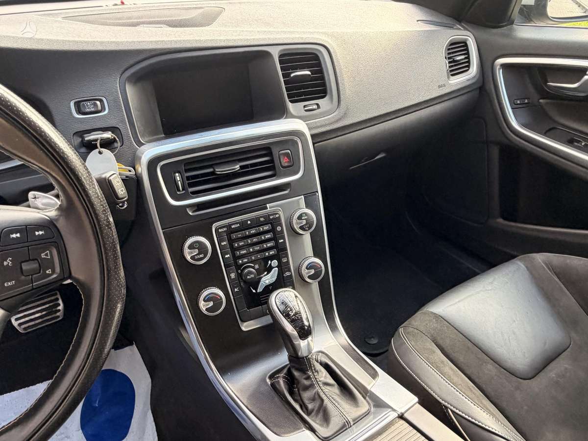 Volvo V60, 2.0 l., wagon