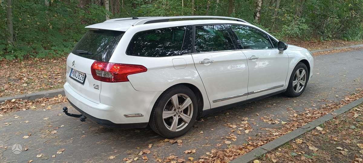 Citroen C5 2011 — photo 8